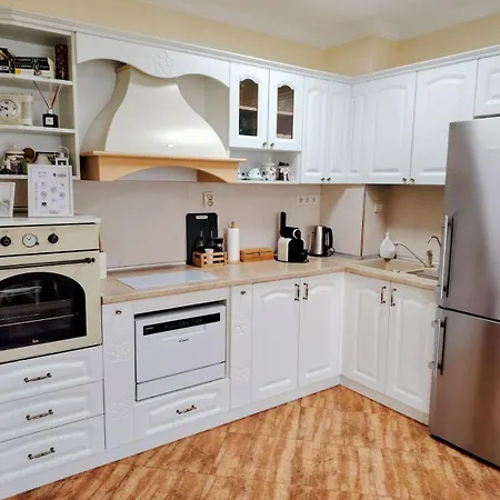 Ika Apartament Burgas City